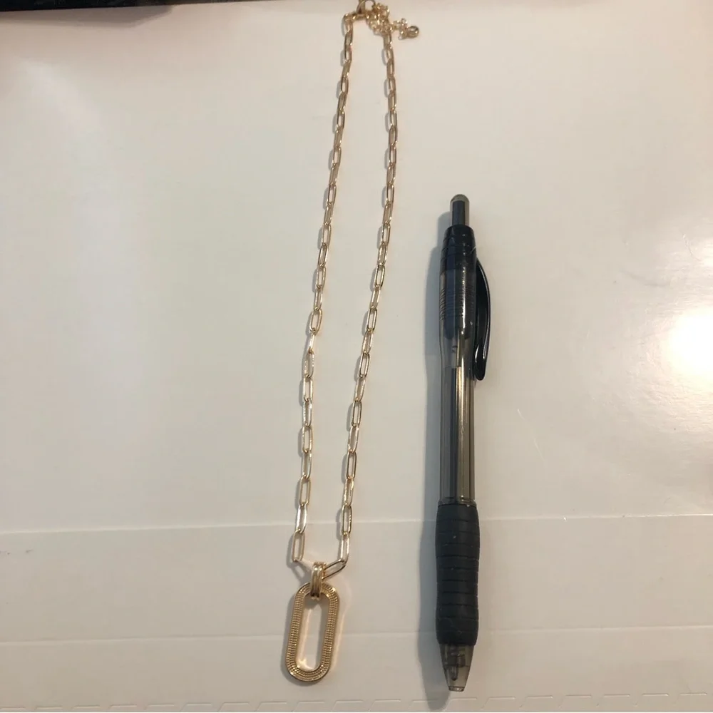 NIB O.Secret Paperclip Chain Pendant Necklace - Picture 3 of 15